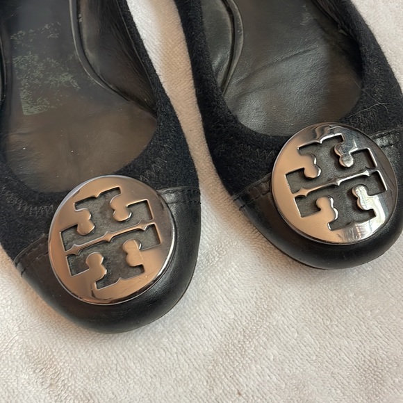 Tory Burch black ballet flats - Picture 3 of 8